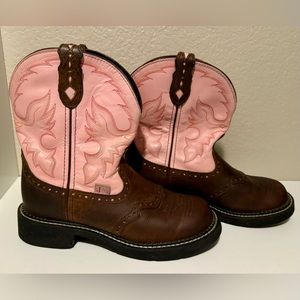 Justin, Gypsy brown and pink cowgirl boots in size 7